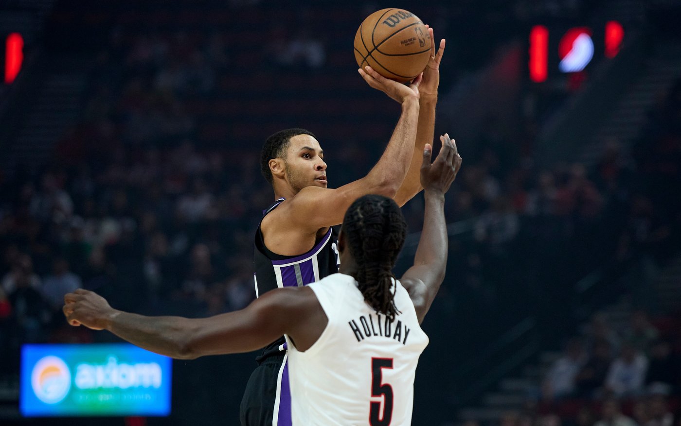 Kings forward Keegan Murray out for over a month with torn thumb ligament | iNFOnews.ca Kings forward Keegan Murray out for over a month with torn thumb ligament | iNFOnews.ca