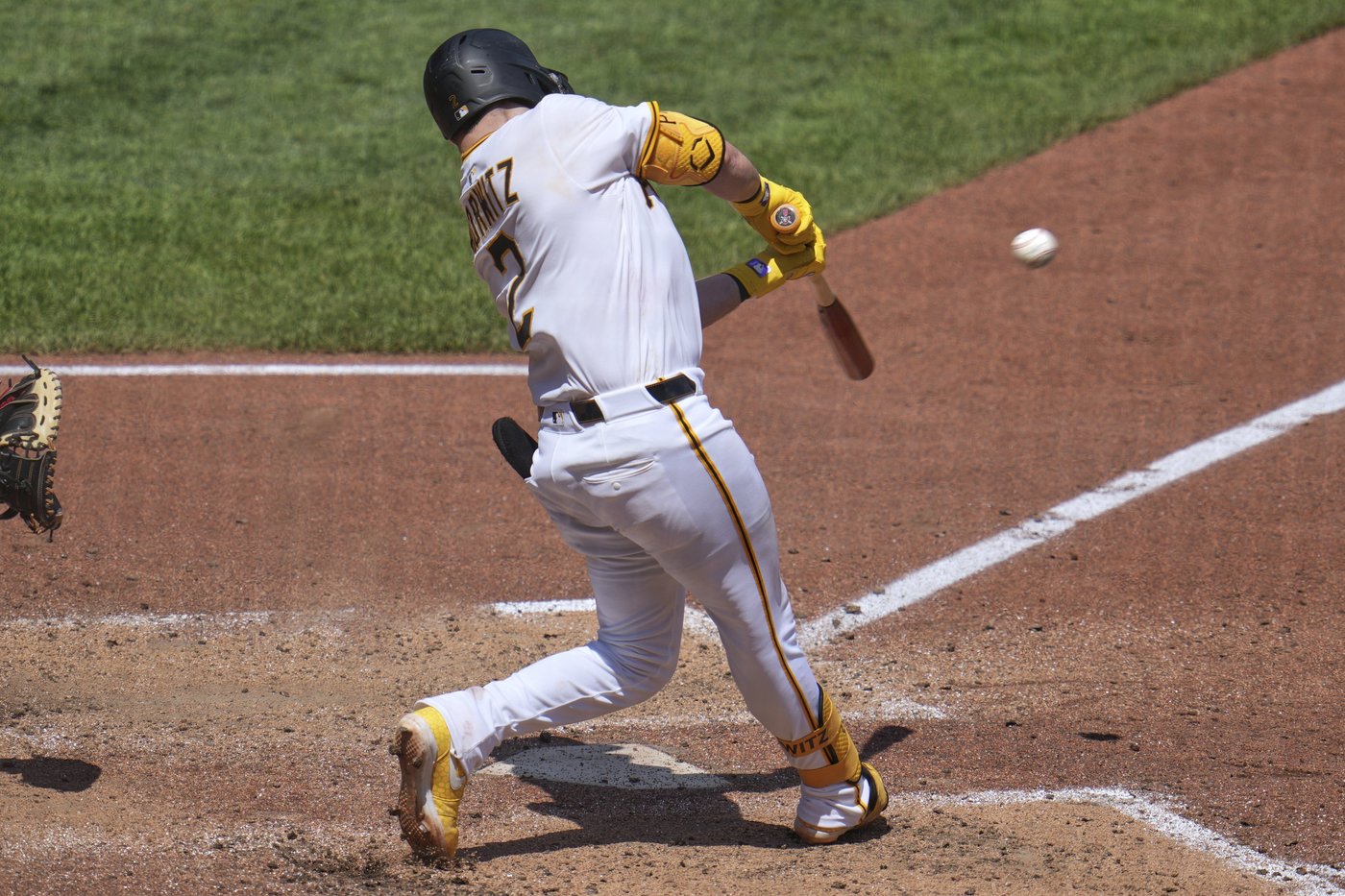 Pham and Horwitz lead Pirates past Rangers to prevent sweep | iNFOnews.ca Pham and Horwitz lead Pirates past Rangers to prevent sweep | iNFOnews.ca