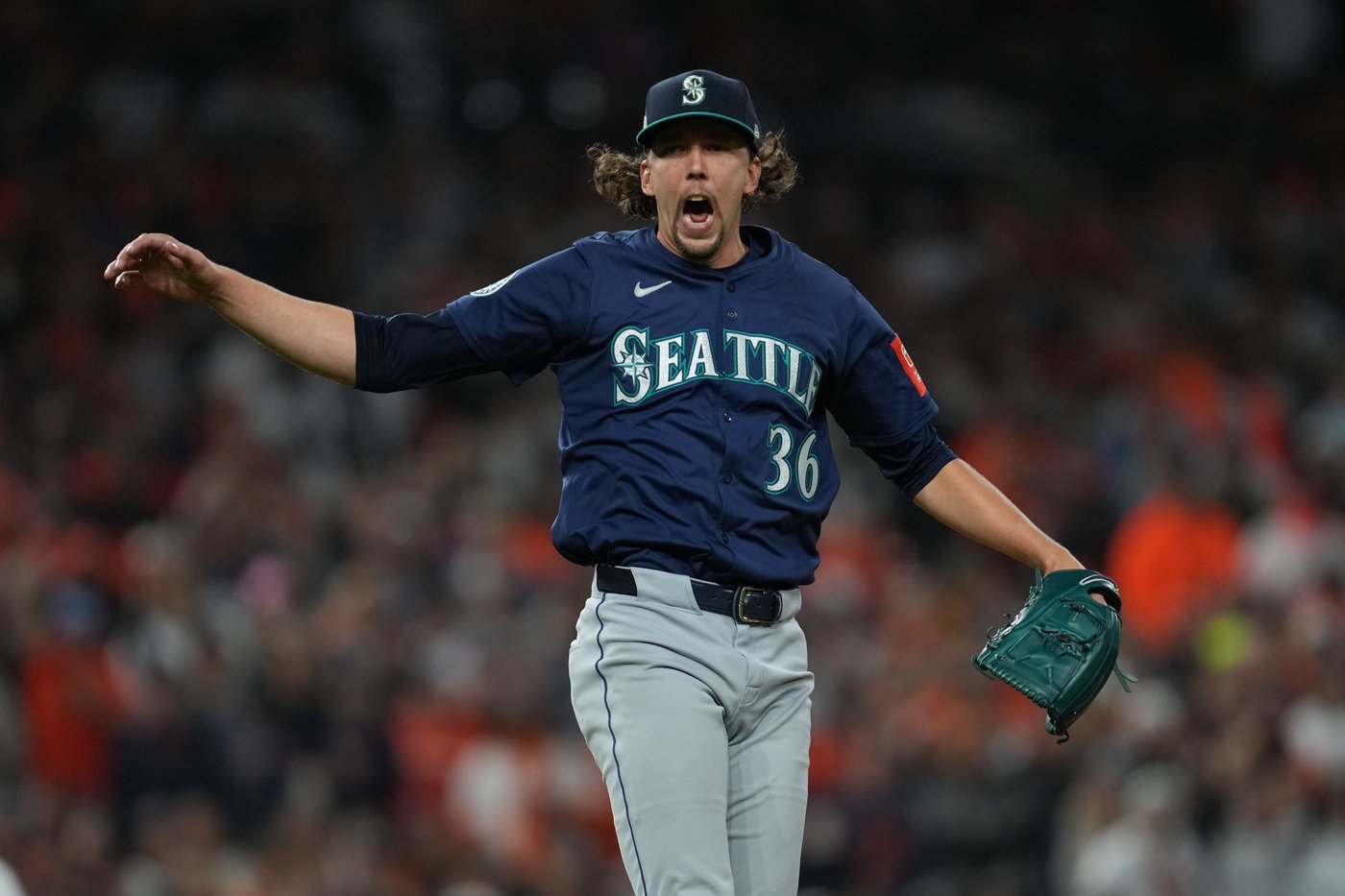 Raleigh, Suarez, Crawford homer and Mariners top Tigers 8-4 for a 2-1 lead in the AL Division Series | iNFOnews.ca