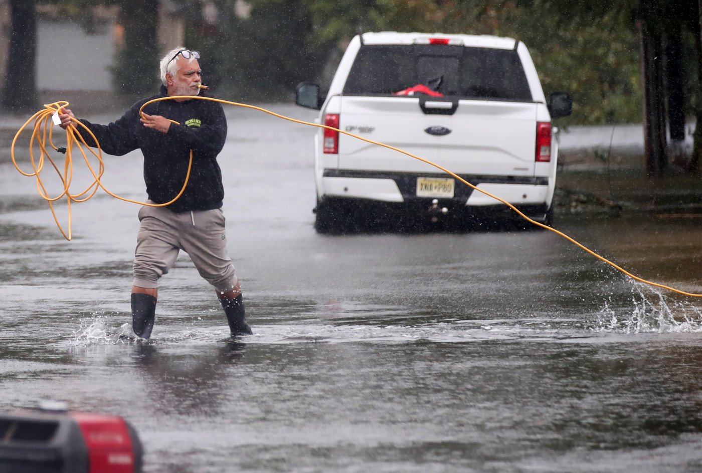 Powerful nor'easter causes coastal flooding and knocks out power to parts of the northeast US | iNFOnews.ca Powerful nor'easter causes coastal flooding and knocks out power to parts of the northeast US | iNFOnews.ca