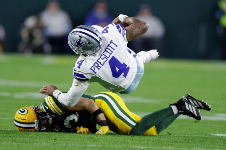 Struggling Cowboys suffer letdown on offense as their defense shows signs of progress | iNFOnews.ca