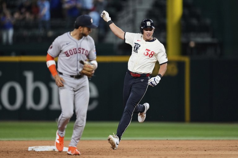 Rangers outlast AL West-leading Astros 4-3 in 12 innings to move closer to playoff spot | iNFOnews.ca