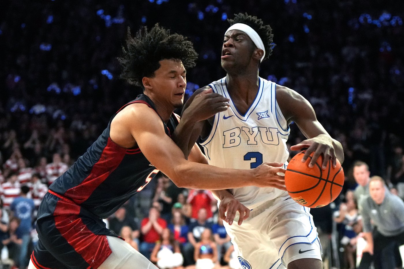 No. 4 Arizona bounces back from first 2 losses of the season, beats No. 23 BYU 75-68 | iNFOnews.ca No. 4 Arizona bounces back from first 2 losses of the season, beats No. 23 BYU 75-68 | iNFOnews.ca