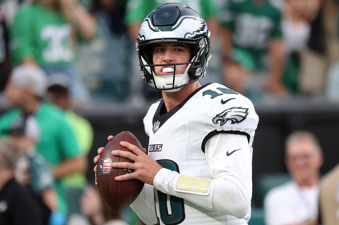 Eagles rule out quarterback Jalen Hurts for Sunday's game against Carolina with a blood clot | iNFOnews.ca