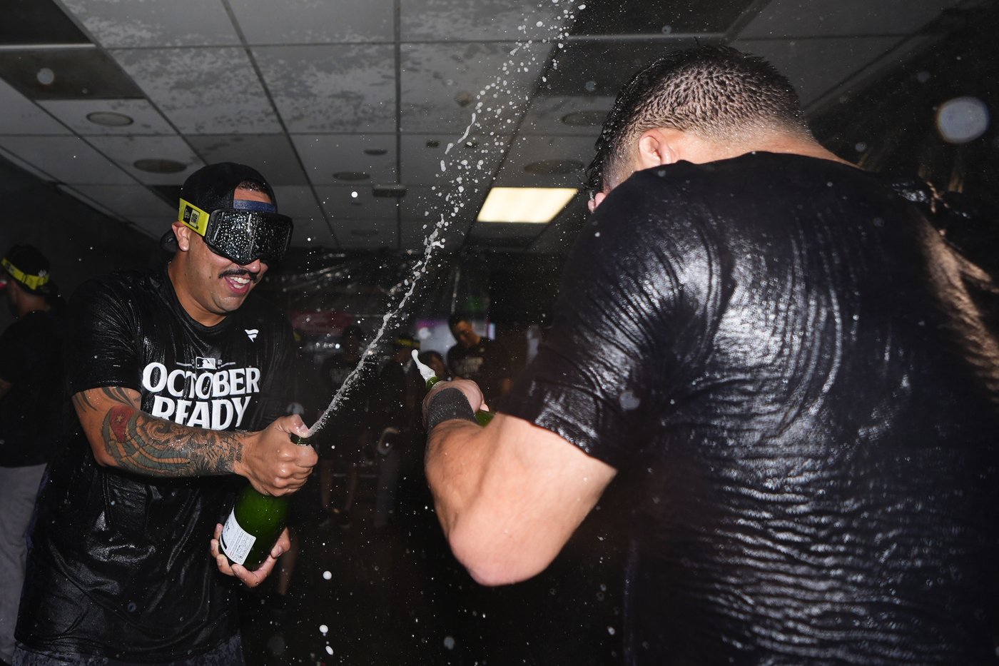 Yankees clinch playoff berth by beating Mariners 2-1 in 10 innings | iNFOnews.ca