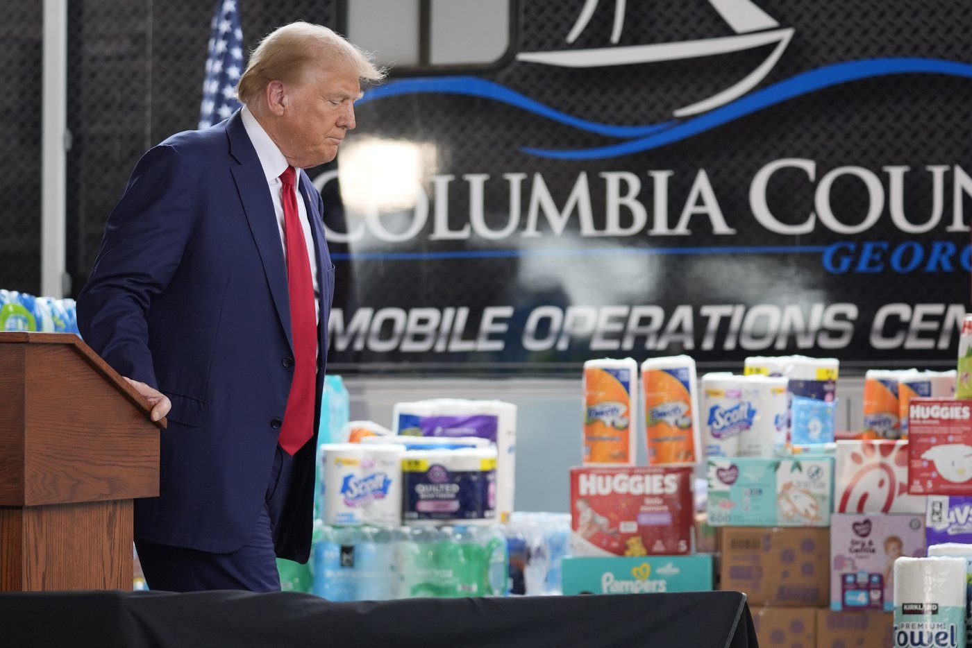 Harris and Trump say America tanks if they lose. So why the exuberance at their rallies? | iNFOnews.ca