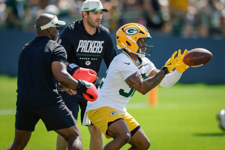 Packers RB MarShawn Lloyd's backflip shows his excitement as he returns from multiple injuries | iNFOnews.ca