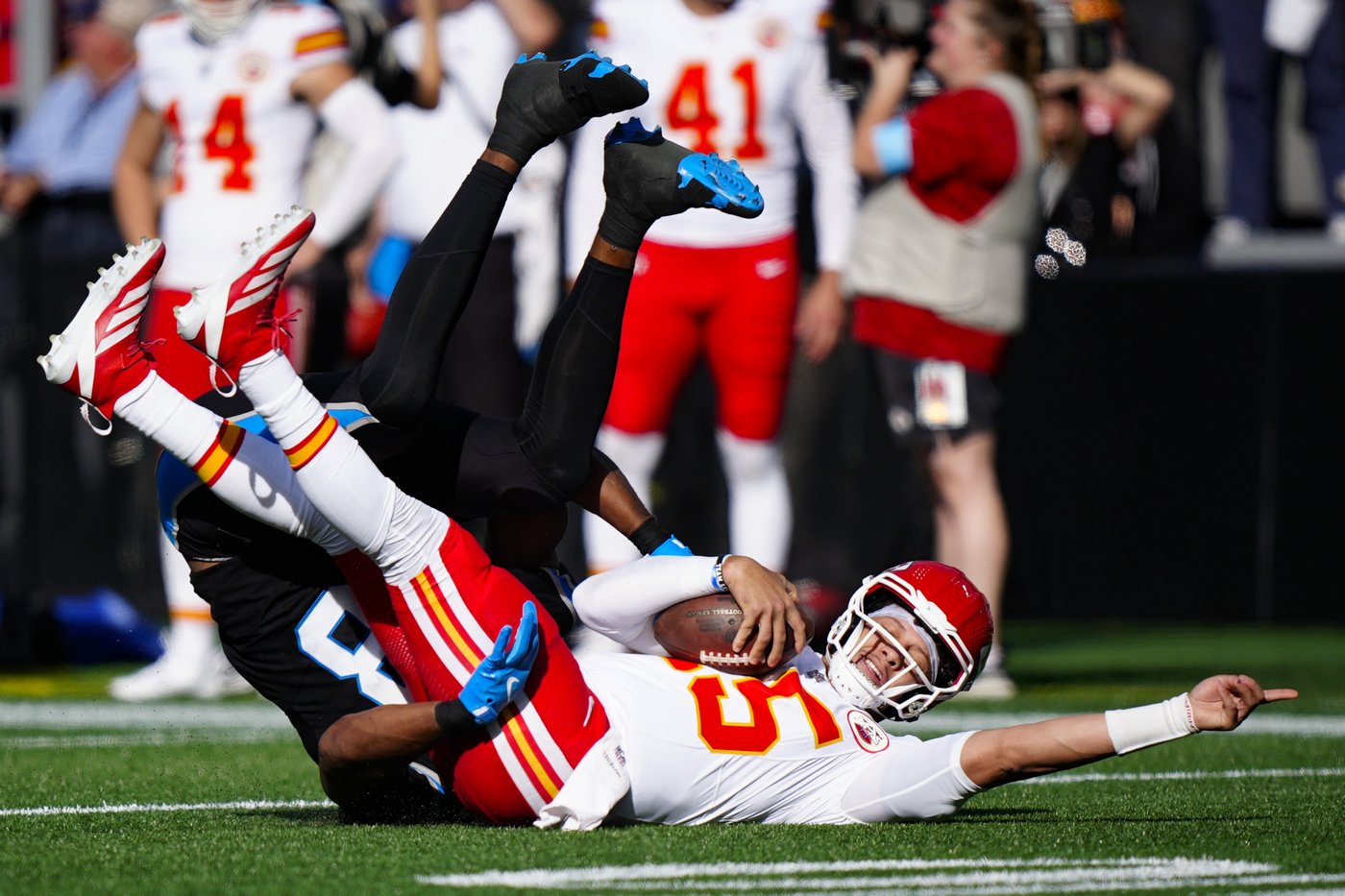 Panthers' close call against Chiefs has coach Dave Canales excited about the direction of the team | iNFOnews.ca