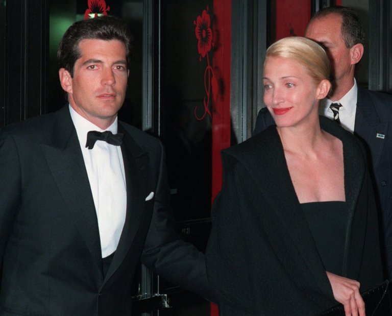 'Love Story' is revealing just how much Carolyn Bessette Kennedy's style has endured | iNFOnews.ca