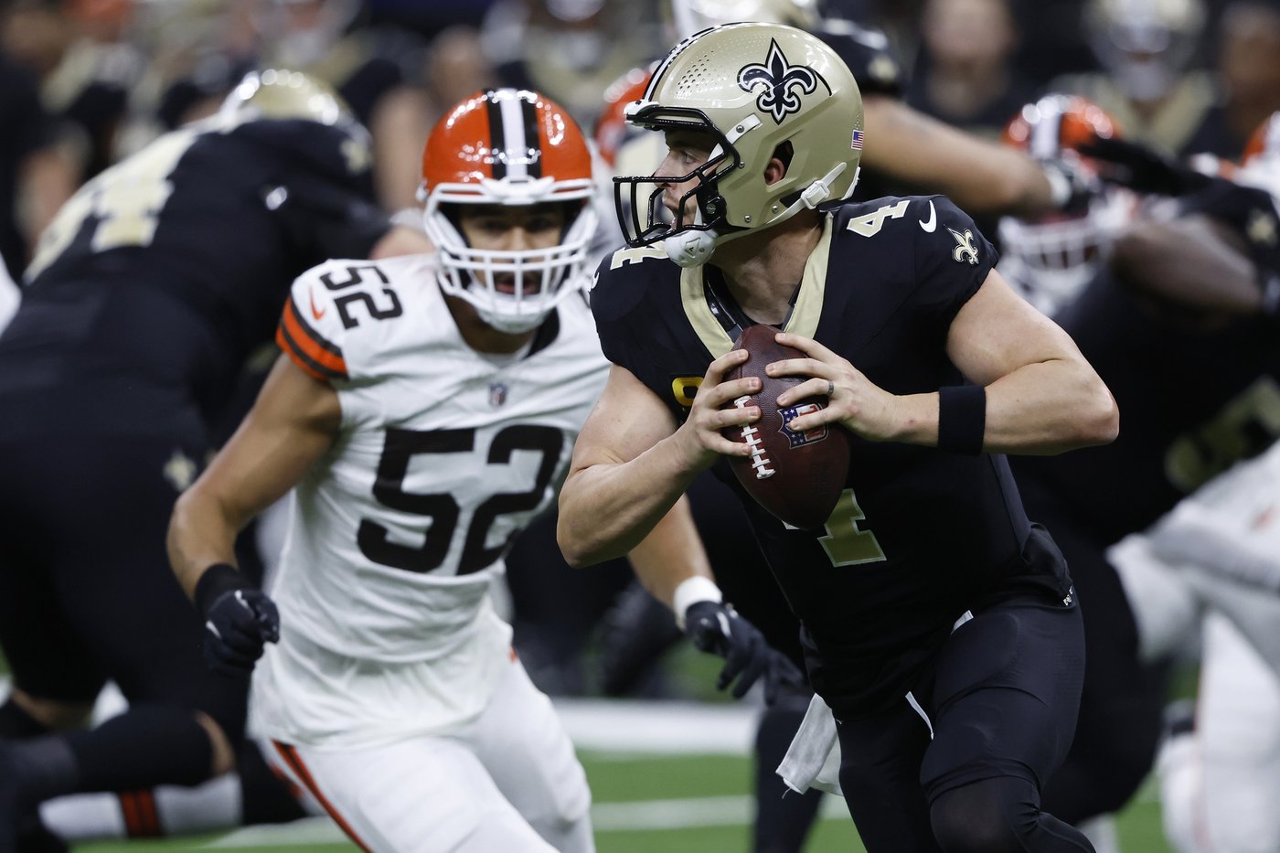 Taysom Hill runs for 3 TDs as the Saints top Jameis Winston and the struggling Browns 35-14 | iNFOnews.ca
