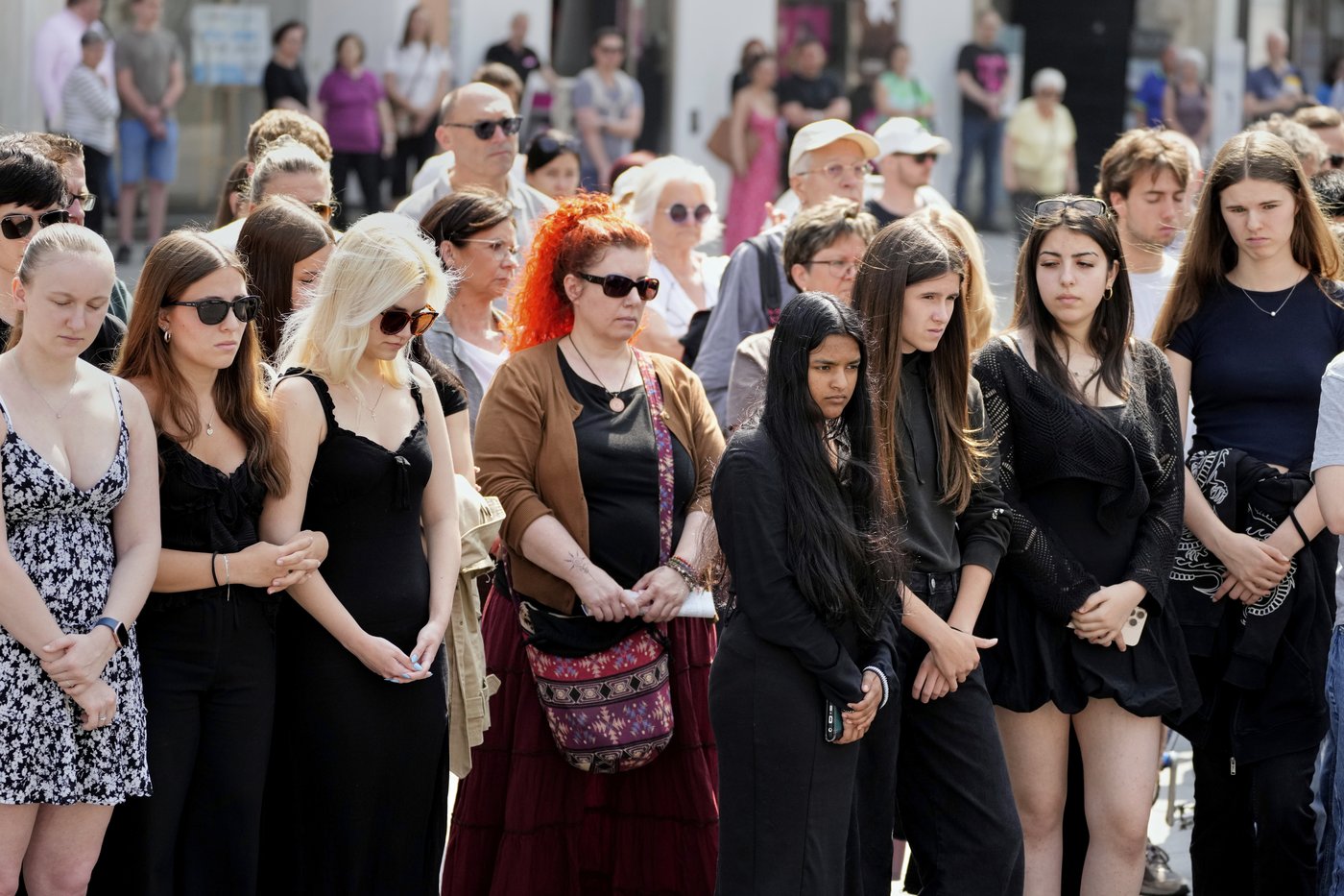 Austria falls silent for a minute as questions remain about the motive for a deadly school shooting | iNFOnews.ca