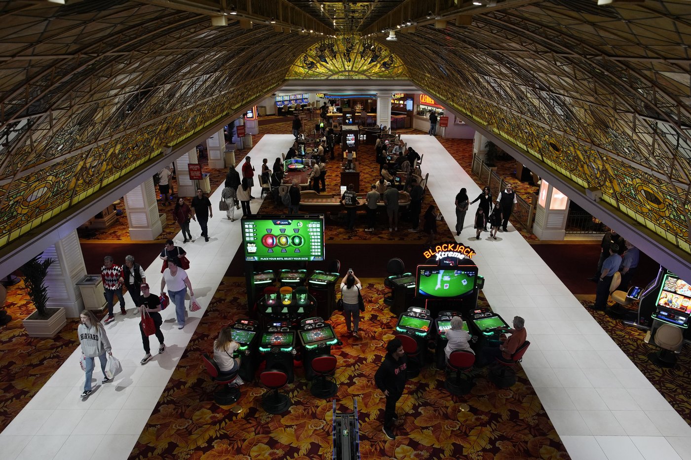 Las Vegas will blow a kiss goodbye - literally - to the Tropicana with a flashy casino implosion | iNFOnews.ca
