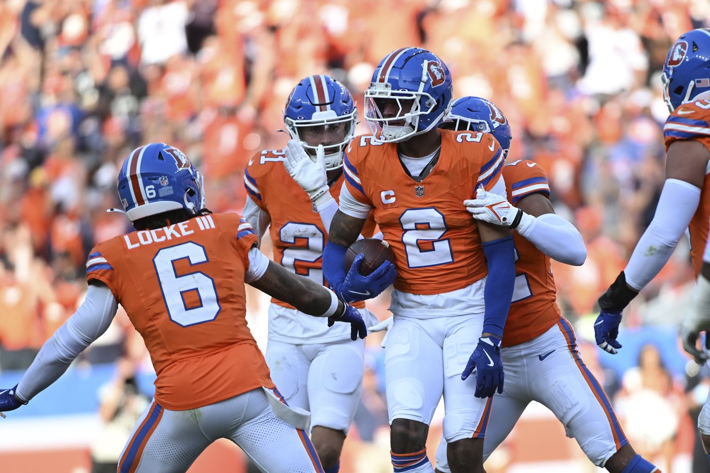Surtain's two interceptions power Broncos past Raiders 34-18, snapping 8-game skid against Las Vegas | iNFOnews.ca Surtain's two interceptions power Broncos past Raiders 34-18, snapping 8-game skid against Las Vegas | iNFOnews.ca