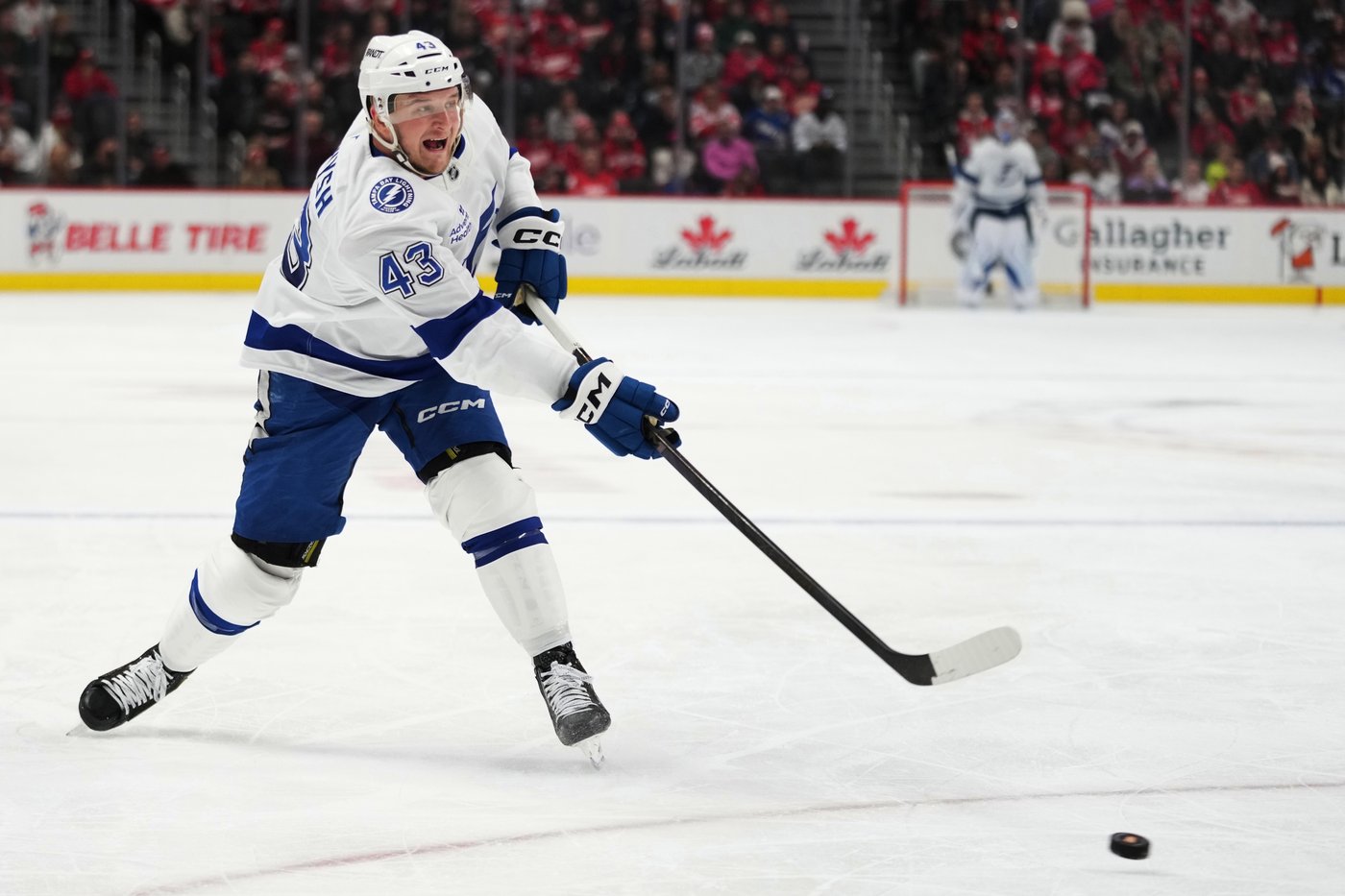 Barzal, Heineman lift Islanders past Lightning 3-2 in shootout | iNFOnews.ca Barzal, Heineman lift Islanders past Lightning 3-2 in shootout | iNFOnews.ca
