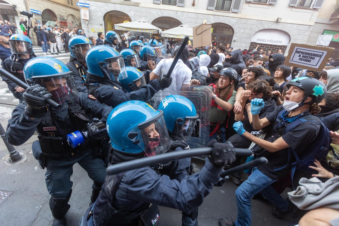Italy's Meloni approves tougher measures to crack down on protests after Milan riots | iNFOnews.ca Italy's Meloni approves tougher measures to crack down on protests after Milan riots | iNFOnews.ca