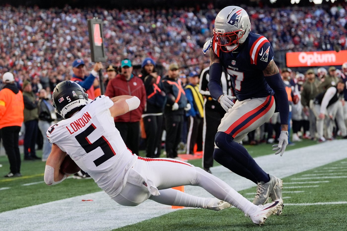 Colts hope to rebound from 2nd loss while the Falcons try to regroup from 3-game skid in Berlin | iNFOnews.ca