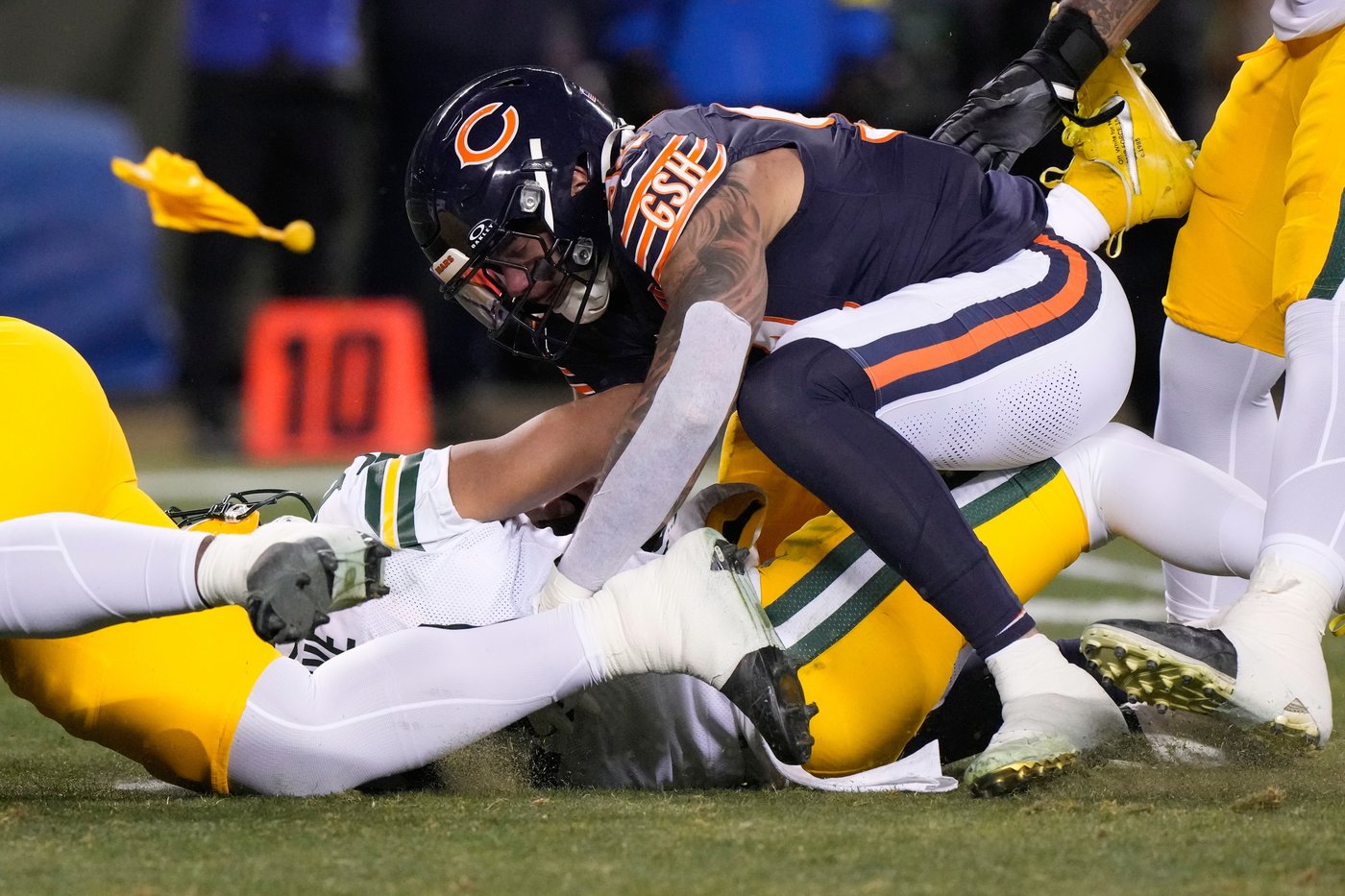 Jordan Love exits Green Bay loss with a concussion in latest injury for Packers | iNFOnews.ca