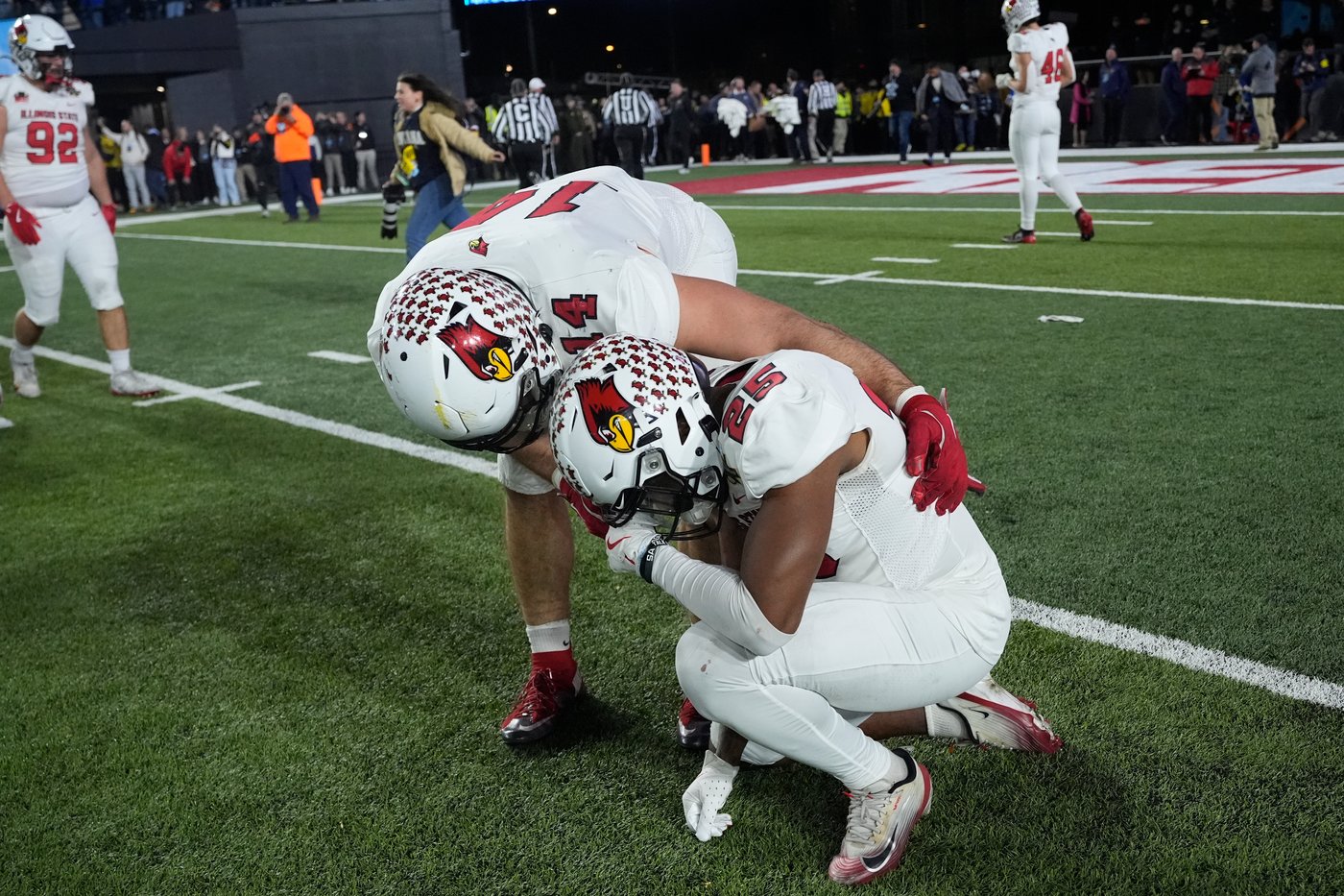 Montana State beats Illinois State 35-34 in OT thriller for 1st national title since 1984 | iNFOnews.ca