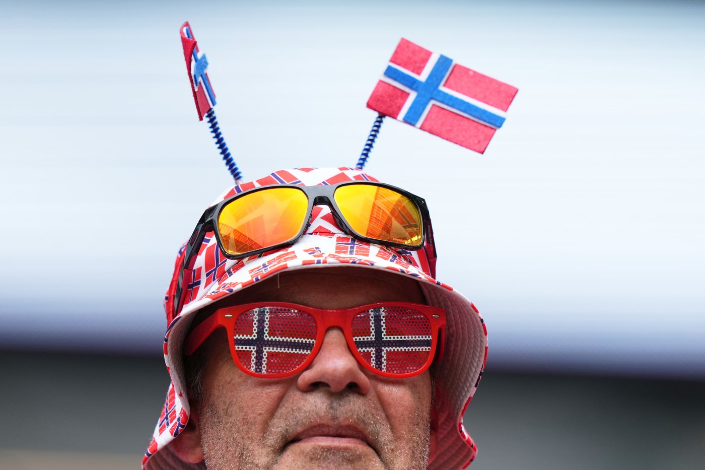 World Cup fans flood stadiums and fan zones with dazzling costumes, facepaint and flags - in photos | iNFOnews.ca