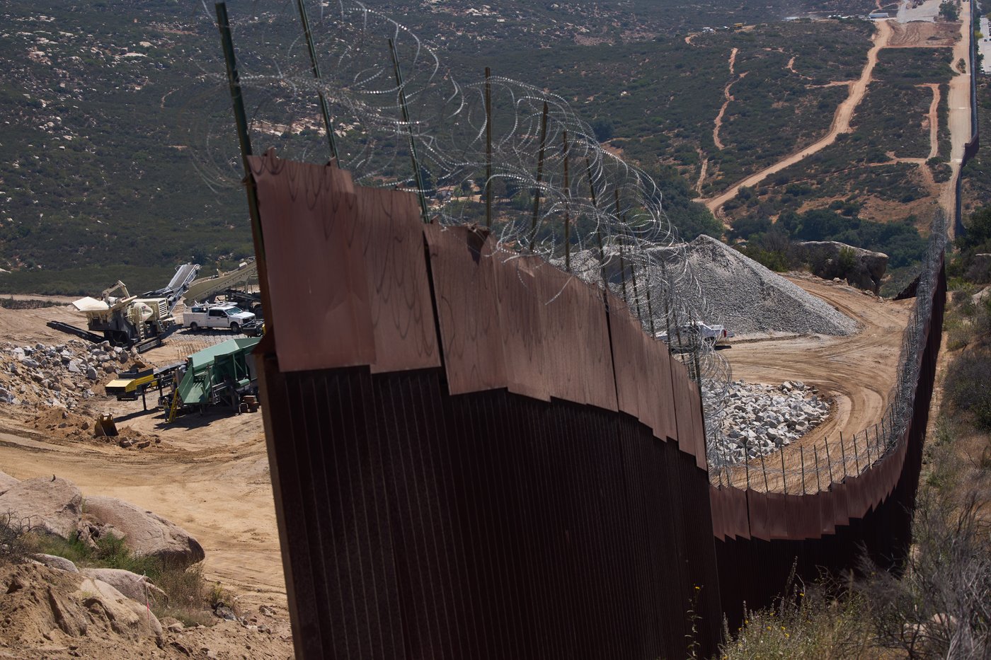 US-Mexico border wall construction is desecrating sacred sites, Indigenous leaders say | iNFOnews.ca
