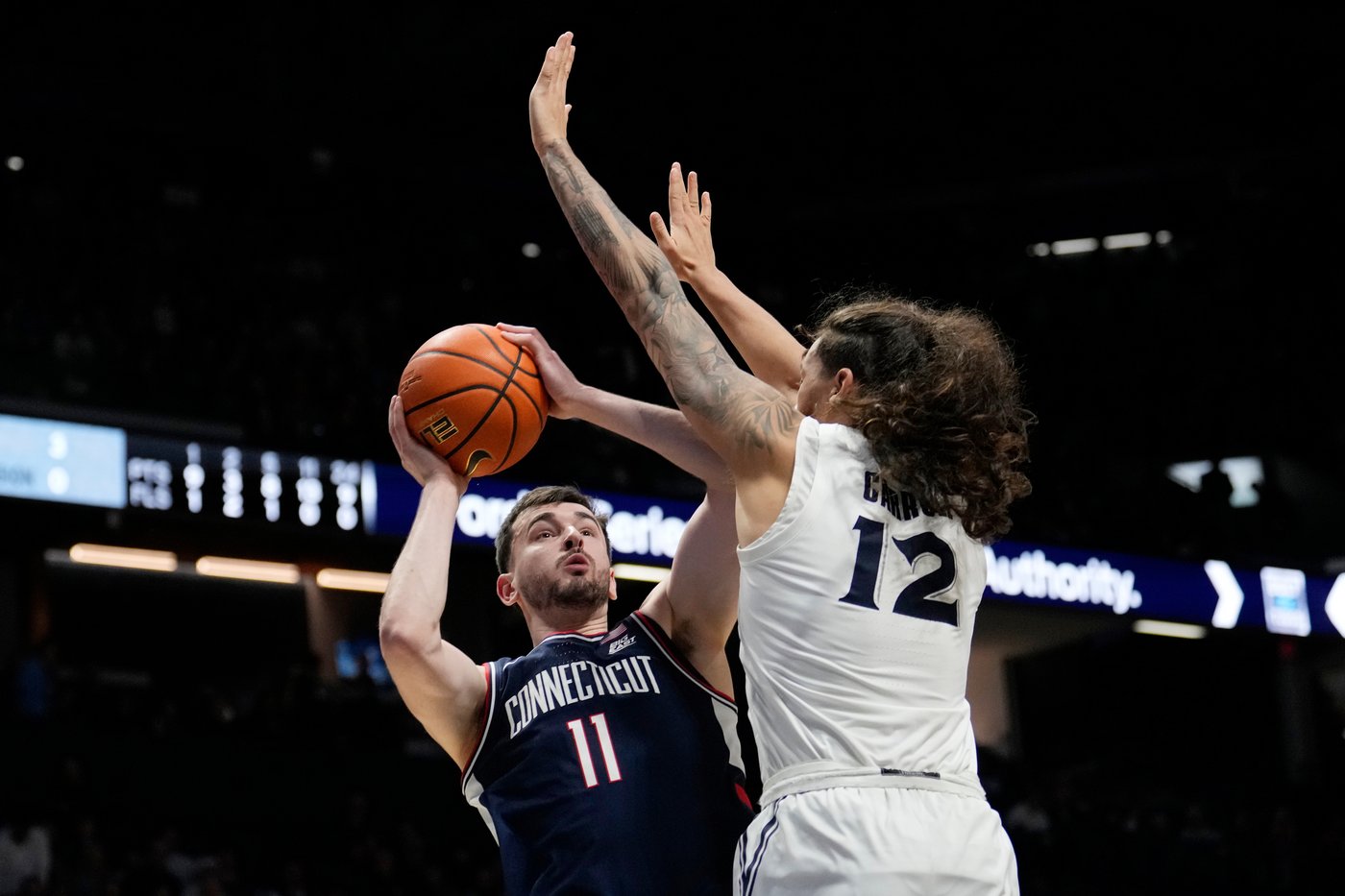 No. 4 UConn beats Xavier 90-67 behind Mullins and Karaban | iNFOnews.ca