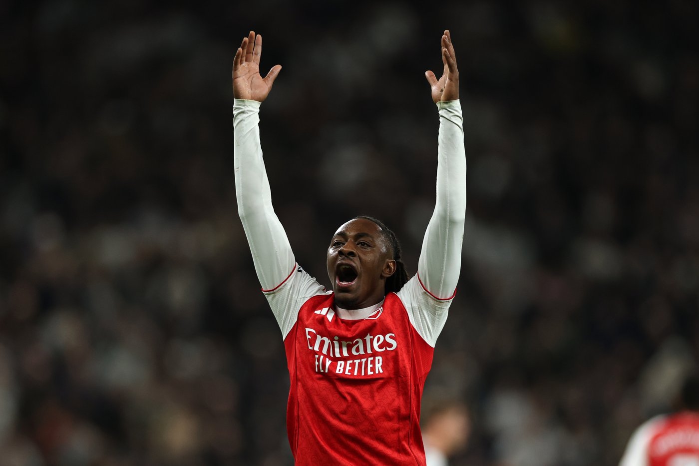 Eze hurts Tottenham again to reignite Arsenal's title hopes and Liverpool grabs late winner | iNFOnews.ca Eze hurts Tottenham again to reignite Arsenal's title hopes and Liverpool grabs late winner | iNFOnews.ca