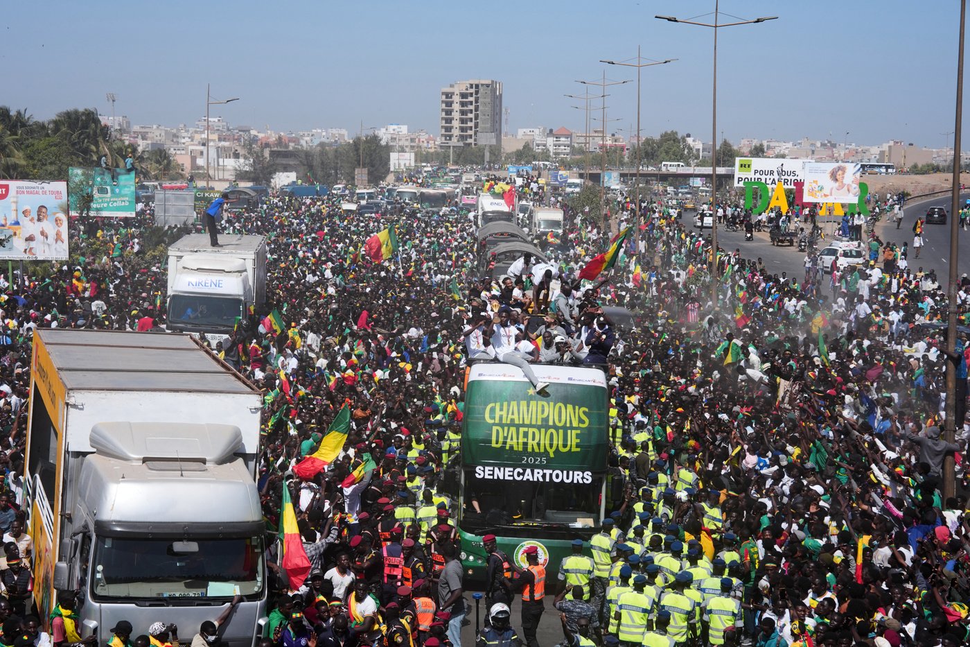 Senegal's triumphant return: Fans flood Dakar streets for Africa Cup of Nations victory parade | iNFOnews.ca