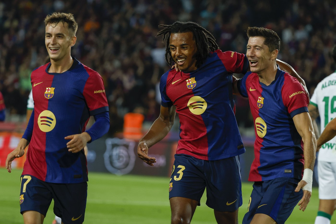 Lewandowski scores his 7th goal to give Barcelona its 7th straight win in Spanish league | iNFOnews.ca Lewandowski scores his 7th goal to give Barcelona its 7th straight win in Spanish league | iNFOnews.ca