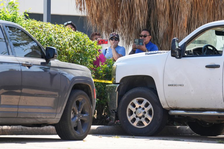 Texas prosecutor says ICE officer appeared to intentionally strike a man with a vehicle in Houston | iNFOnews.ca