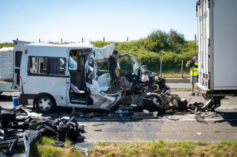 2 collisions on a Hungarian highway kill 8 people | iNFOnews.ca