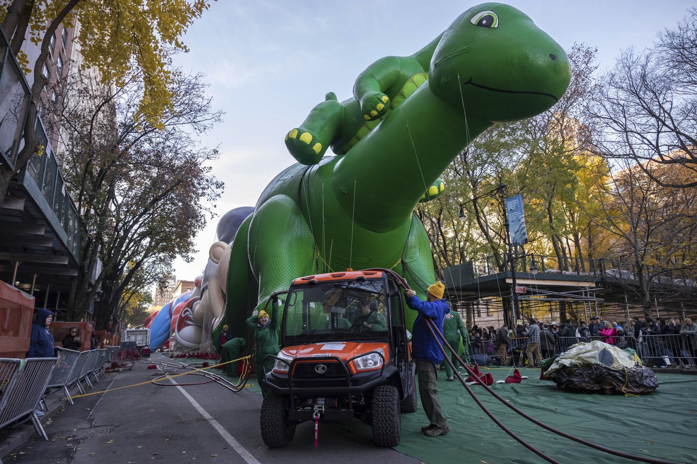 Massive balloons take shape ahead of the Macy’s Thanksgiving Day Parade | iNFOnews.ca