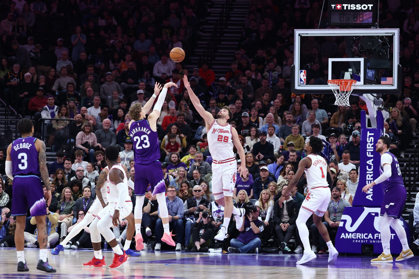 Markkanen scores 29 and George adds 28 in bounce-back game as Jazz outlast Rockets 133-125 | iNFOnews.ca