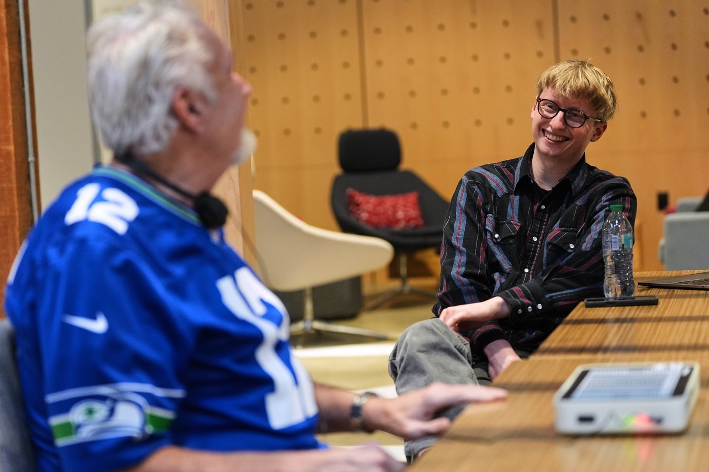 Some blind fans to experience Super Bowl with tactile device that tracks ball | iNFOnews.ca