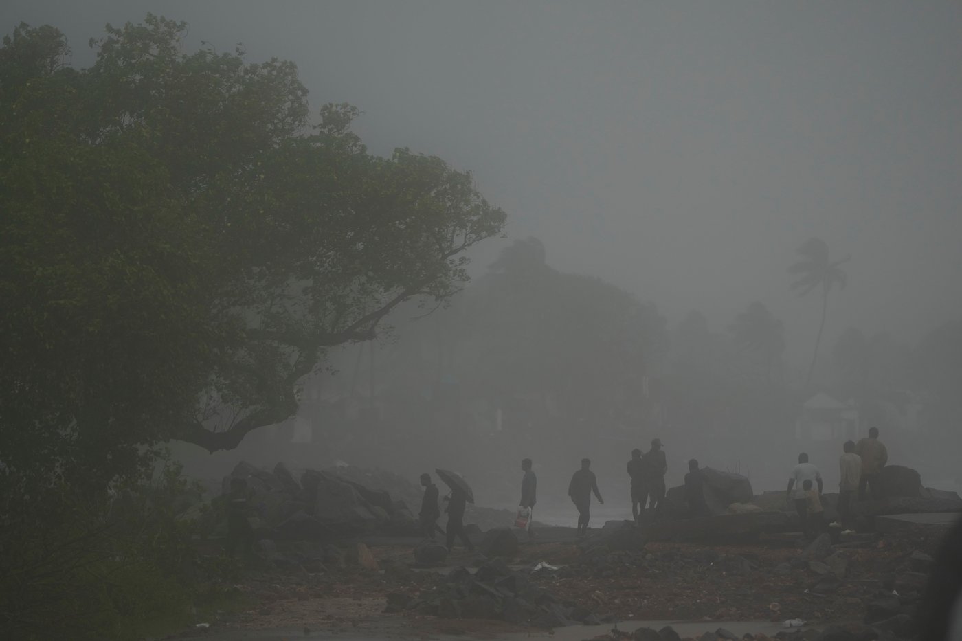 Cyclone damages homes and farmland in eastern India and kills at least 3 people | iNFOnews.ca Cyclone damages homes and farmland in eastern India and kills at least 3 people | iNFOnews.ca