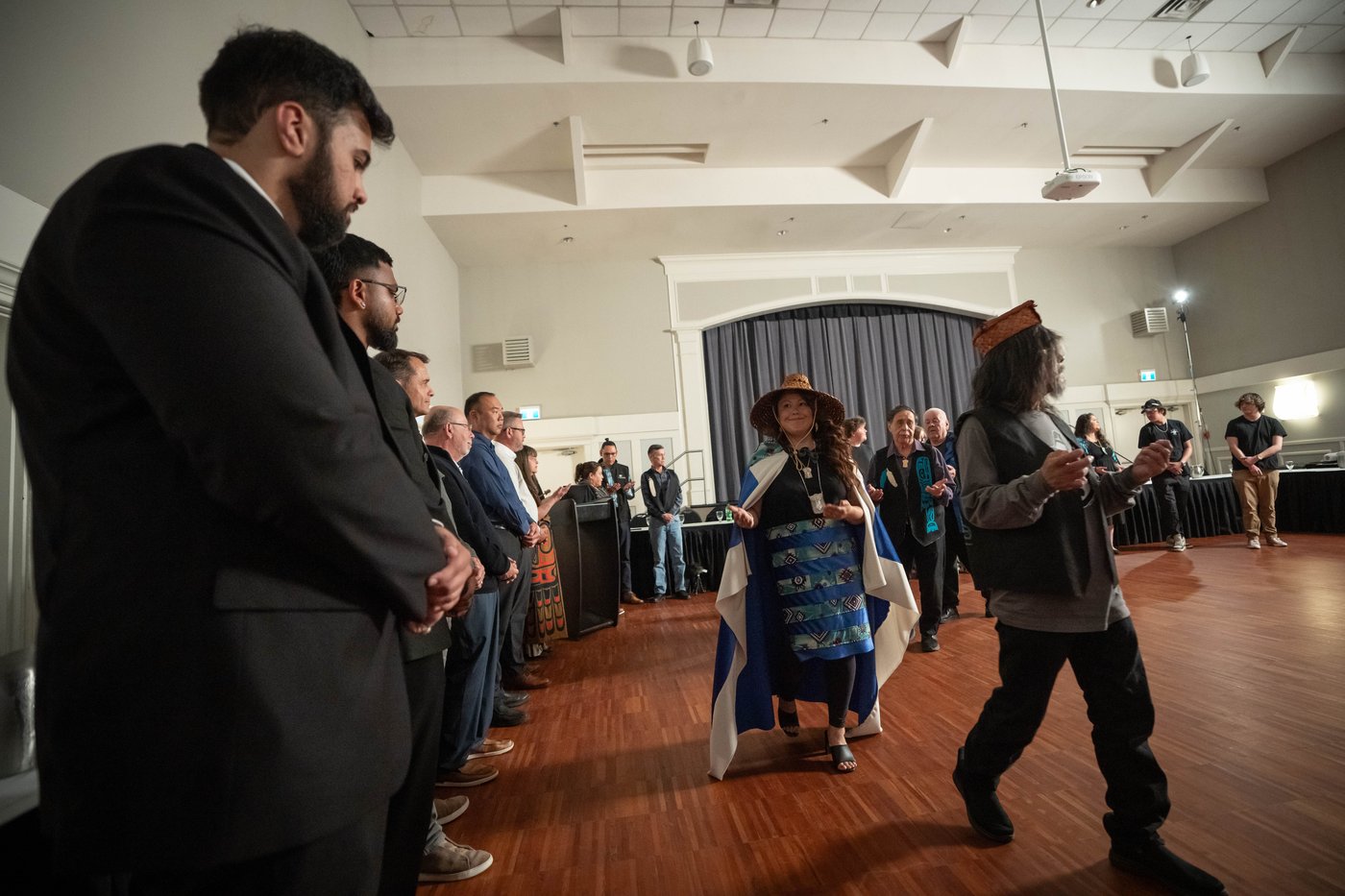 Washing ceremony marks settlement of Canadian Tire racial profiling complaint | iNFOnews.ca