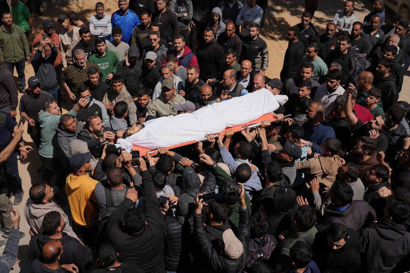 Hamas says a son of its chief negotiator was killed in an Israeli strike on Gaza | iNFOnews.ca Hamas says a son of its chief negotiator was killed in an Israeli strike on Gaza | iNFOnews.ca