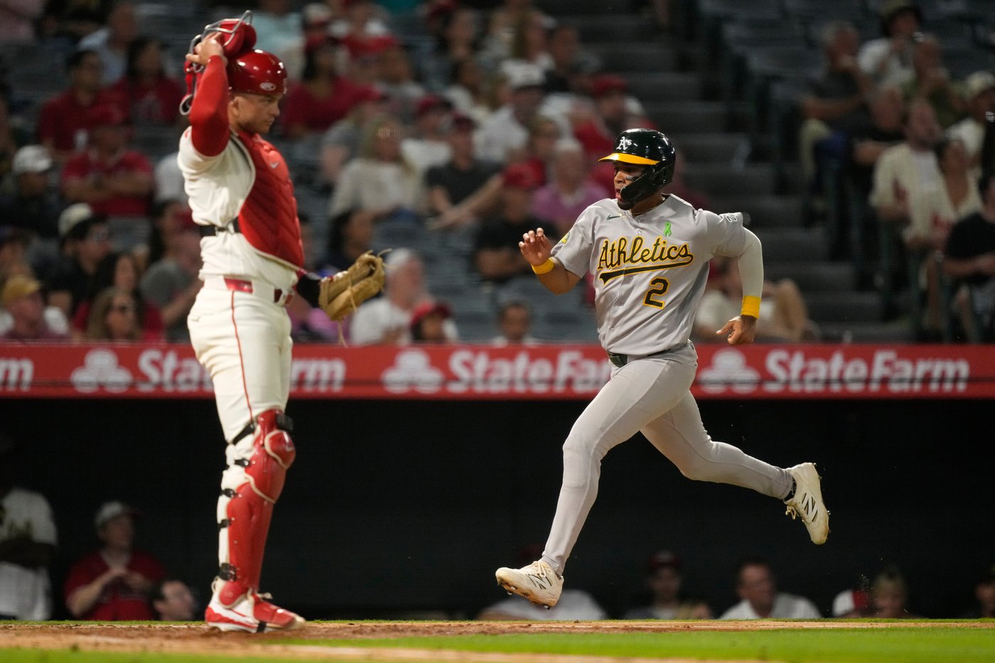 Jeff McNeil's homer in 9th and Tyler Soderstrom's single in 10th lift A's to 6-5 win over Angels | iNFOnews.ca Jeff McNeil's homer in 9th and Tyler Soderstrom's single in 10th lift A's to 6-5 win over Angels | iNFOnews.ca