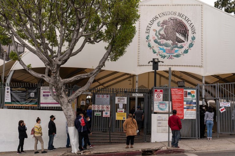 Trump review that could shutter Mexican consulates stokes worries | iNFOnews.ca