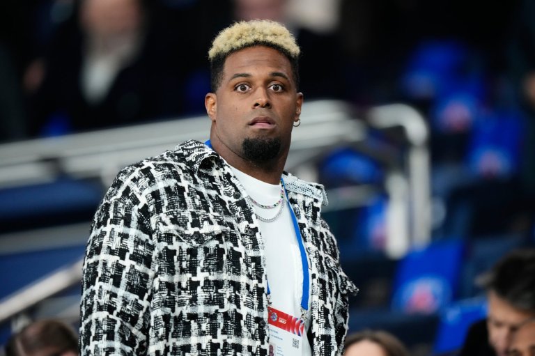 Saints' Jordan and Kamara watch PSG win in the Champions League ahead of NFL game in Paris | iNFOnews.ca