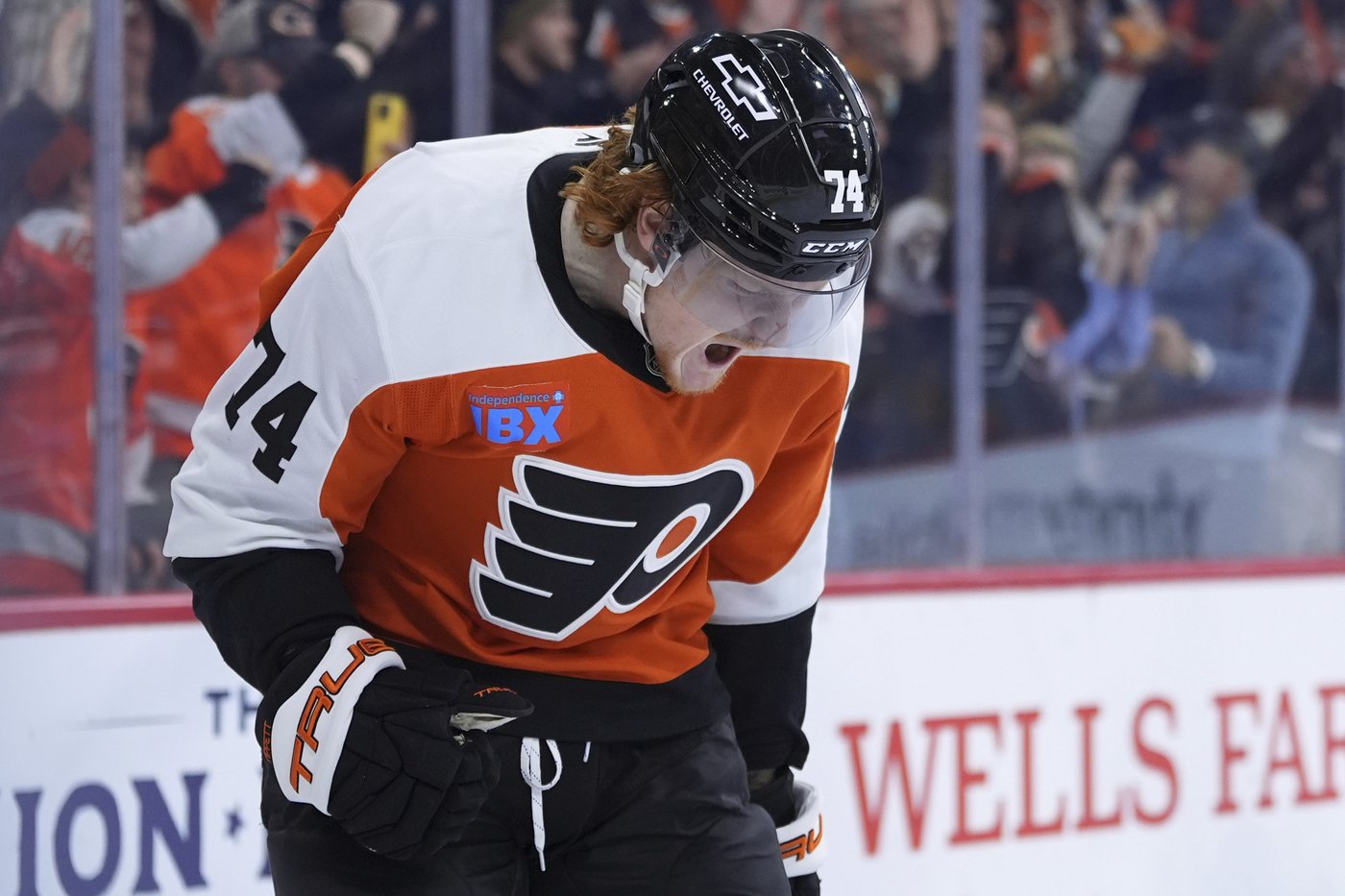 Panthers waste early 3-goal lead, rally with 3 goals in final minutes to top Flyers 7-5 | iNFOnews.ca Panthers waste early 3-goal lead, rally with 3 goals in final minutes to top Flyers 7-5 | iNFOnews.ca
