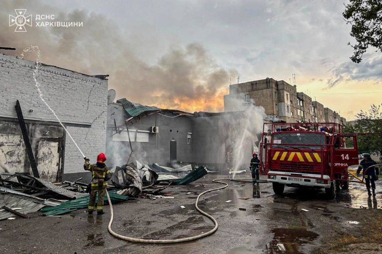 Russia pounds Kyiv with missiles and drones, shaking city center and injuring 10 | iNFOnews.ca