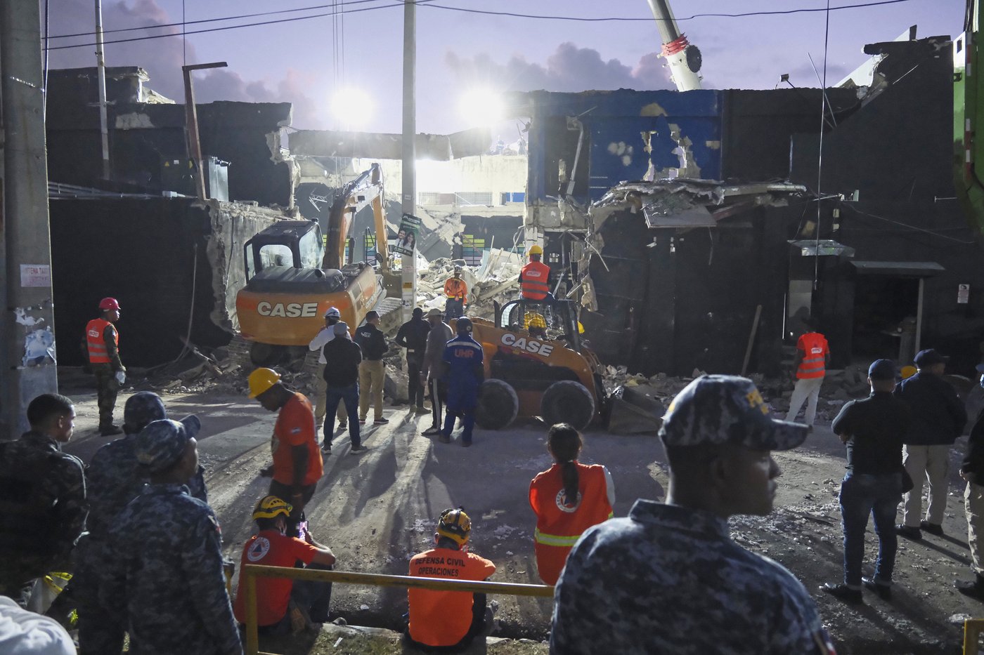 53 frantic hours of searching for survivors after the roof collapses at an iconic Dominican club | iNFOnews.ca 53 frantic hours of searching for survivors after the roof collapses at an iconic Dominican club | iNFOnews.ca