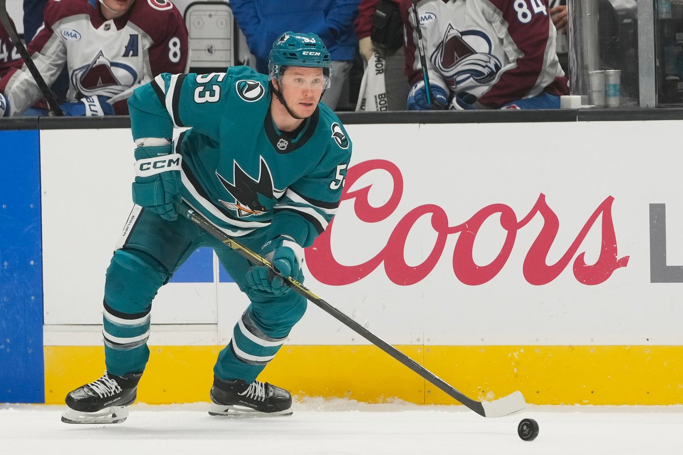 Jeff Skinner clears waivers after Sharks waive veteran forward | iNFOnews.ca