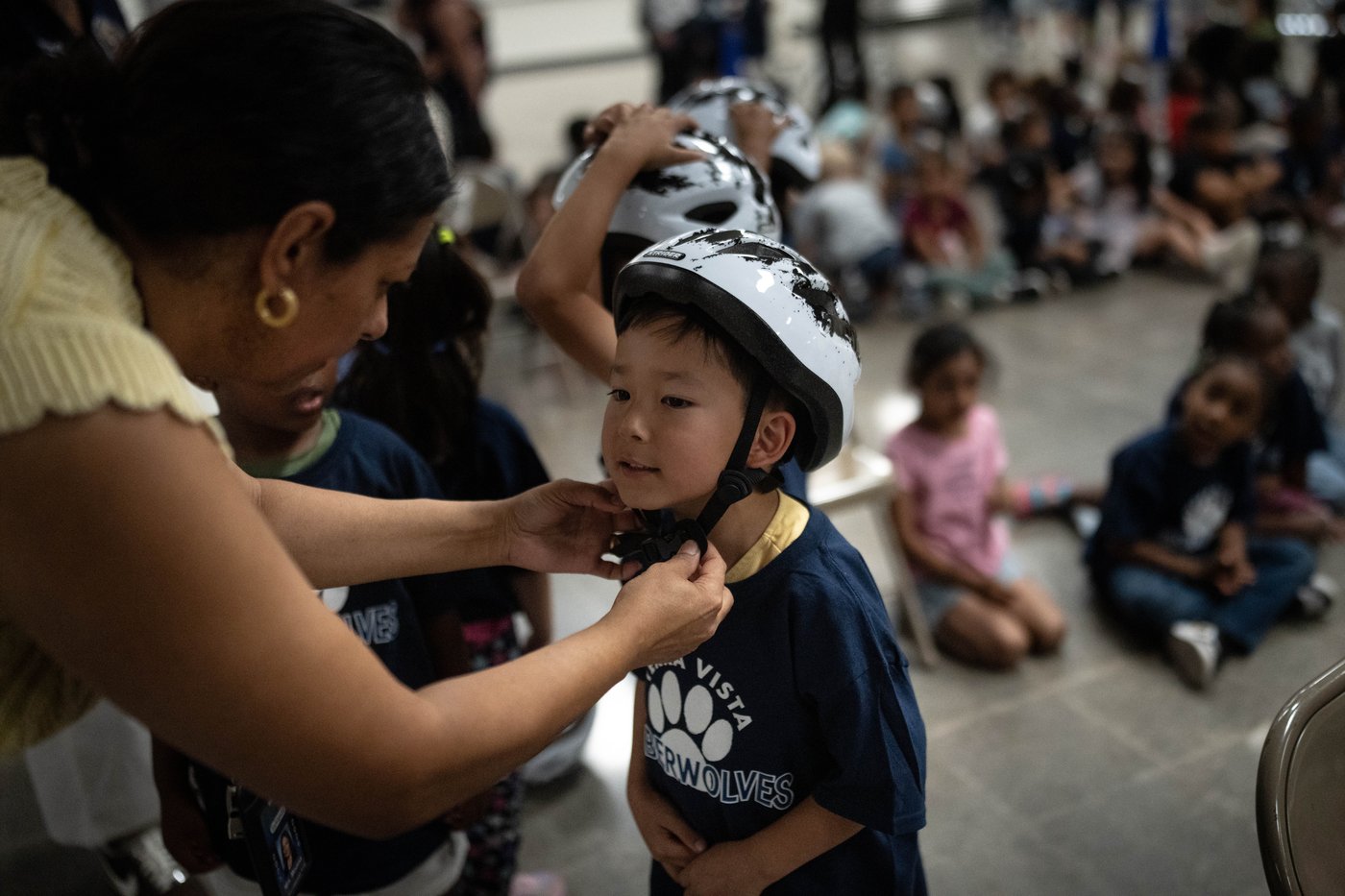 A childhood rite moves indoors as kindergartners learn to ride bikes in school gyms | iNFOnews.ca