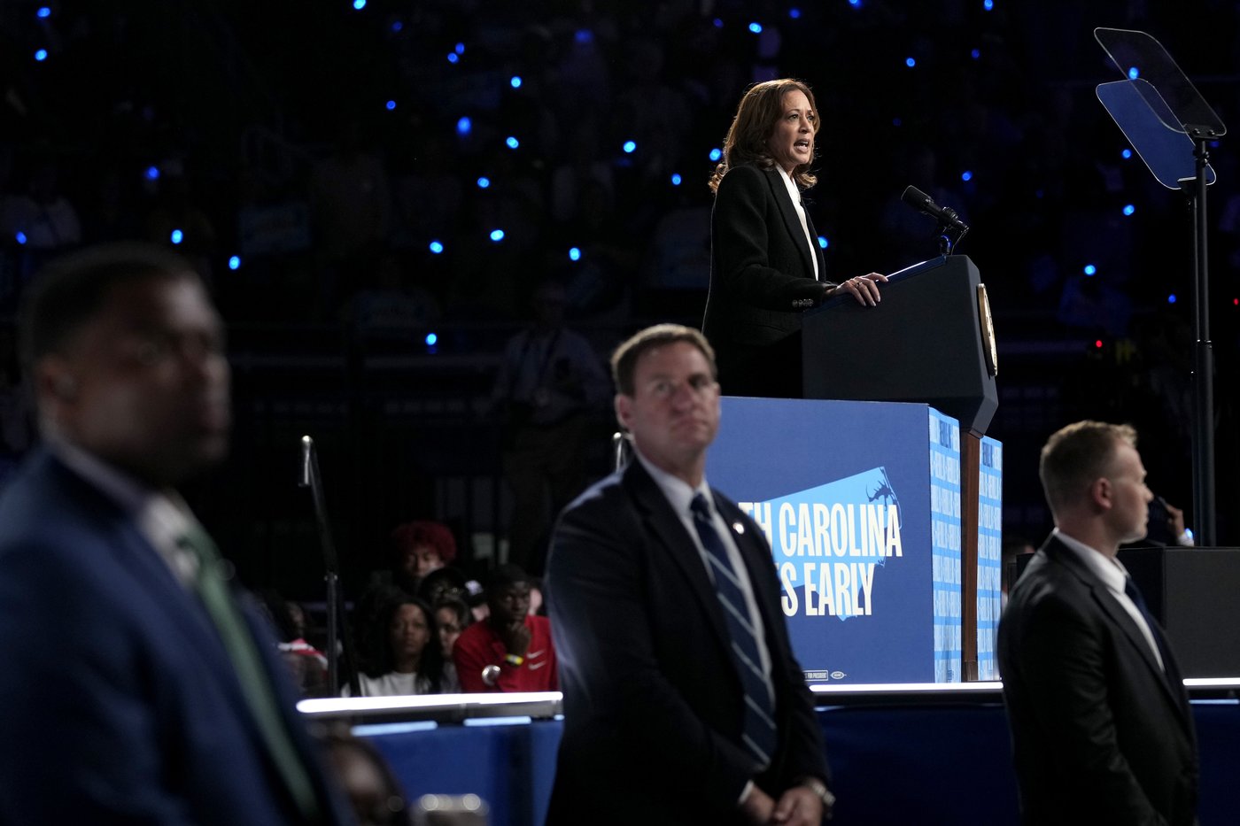 PHOTO COLLECTION: Election 2024 Campaign for President, October 14 | iNFOnews.ca
