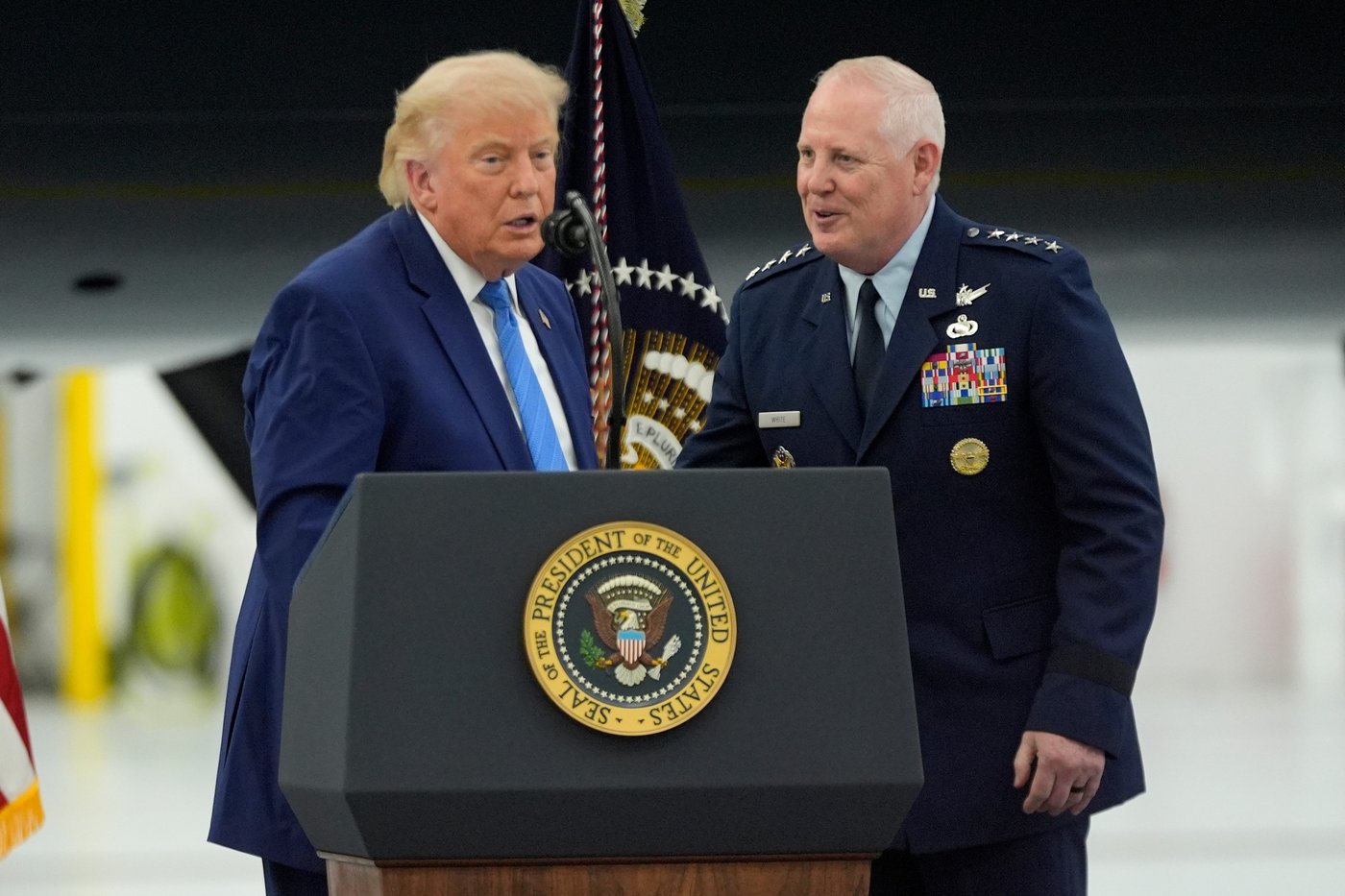 President Donald Trump unveils the new Air Force One, a converted Qatari jet | iNFOnews.ca President Donald Trump unveils the new Air Force One, a converted Qatari jet | iNFOnews.ca