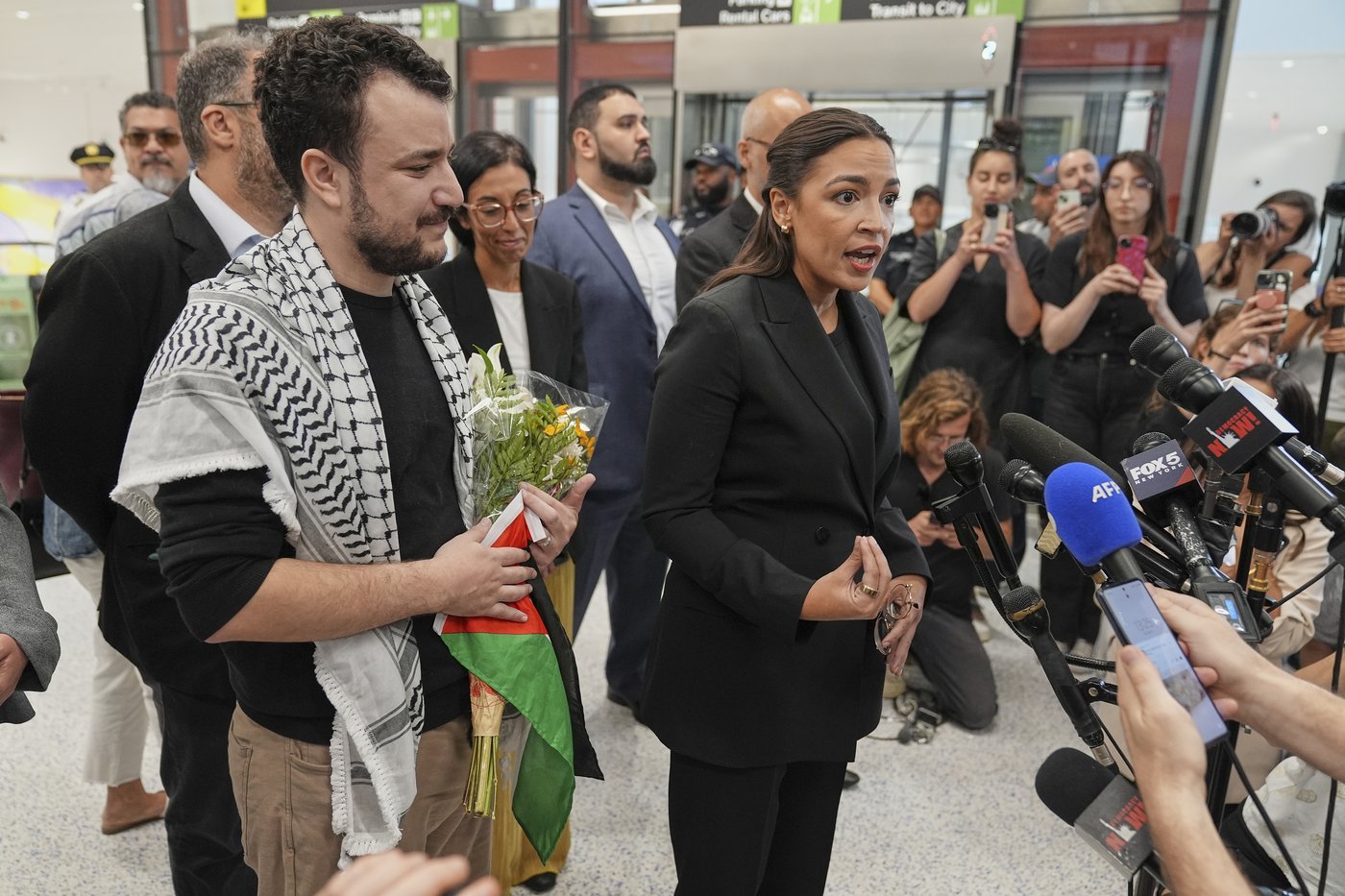 Mahmoud Khalil vows to continue protesting Israel and the war in Gaza after release from detention | iNFOnews.ca Mahmoud Khalil vows to continue protesting Israel and the war in Gaza after release from detention | iNFOnews.ca