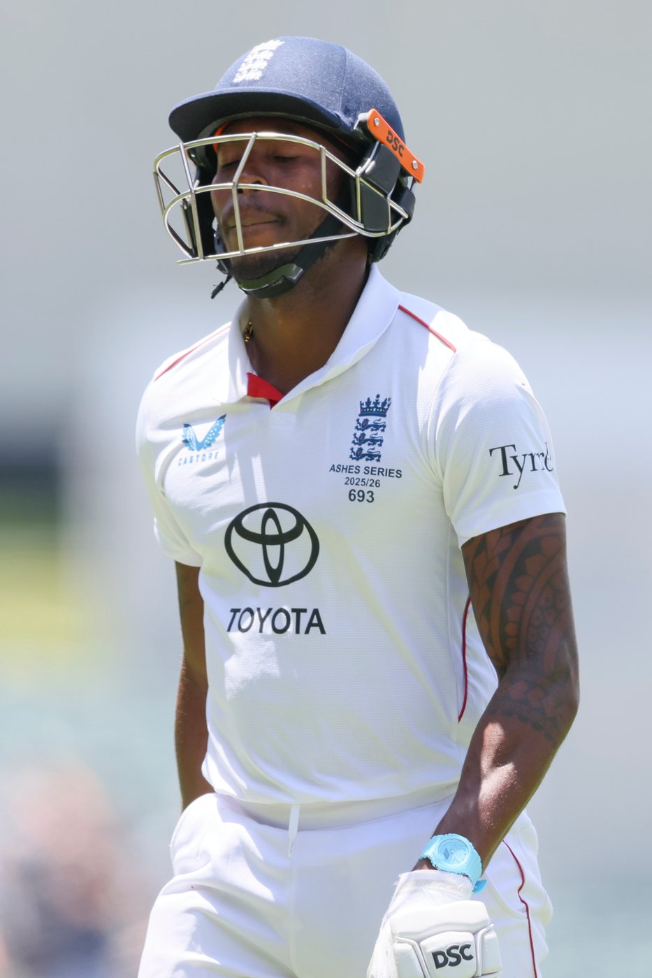 Problems continue for England as star bowler Jofra Archer is out of the final two Ashes tests | iNFOnews.ca Problems continue for England as star bowler Jofra Archer is out of the final two Ashes tests | iNFOnews.ca