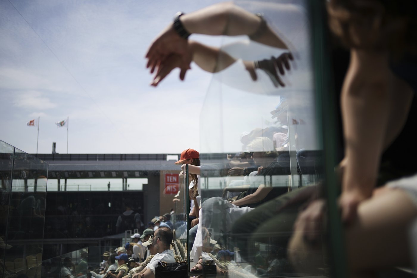 PHOTO COLLECTION: French Open Tennis Spectators | iNFOnews.ca