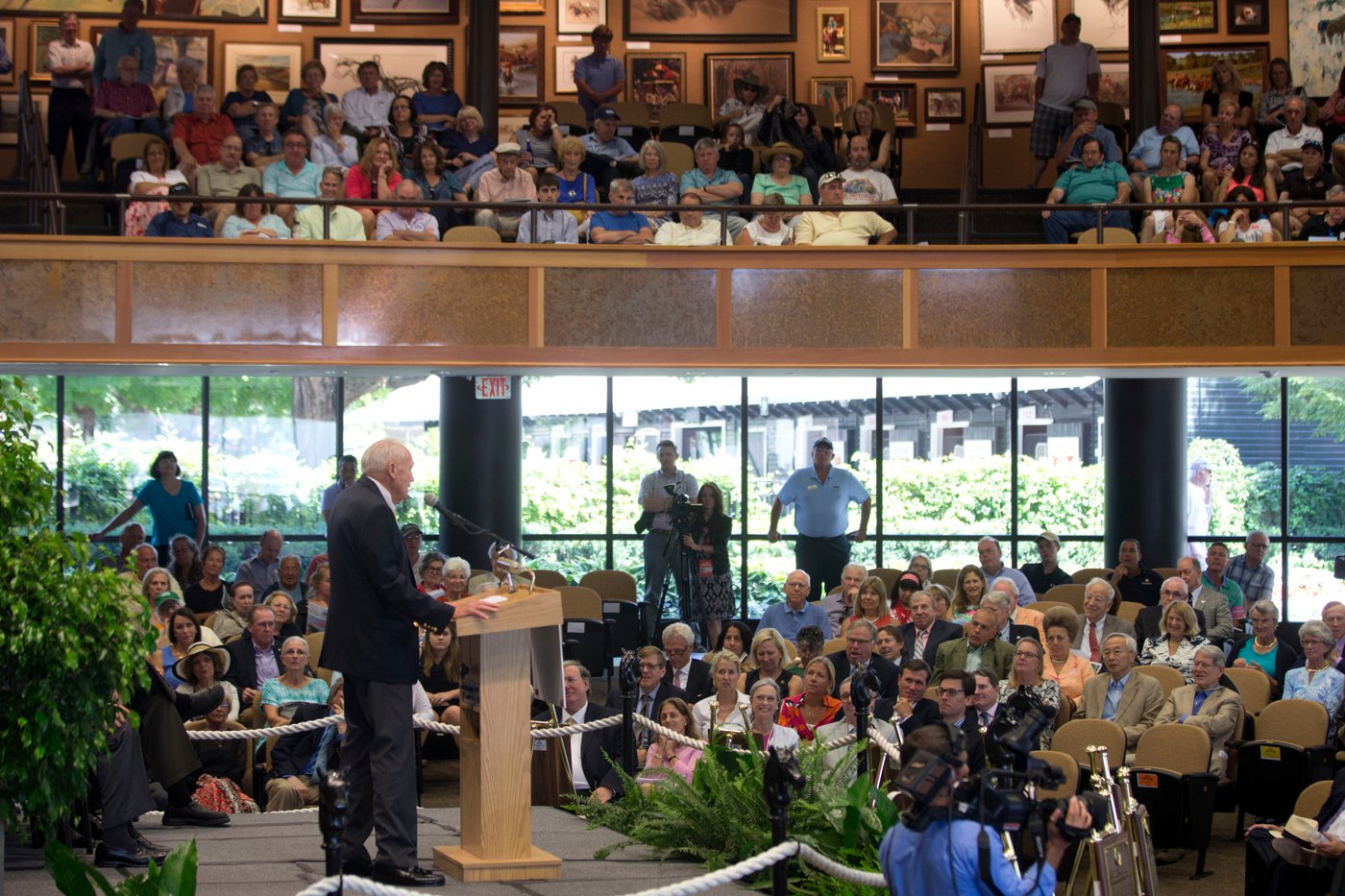 Hall of Fame trainer King Leatherbury, who won 6,508 races over six decades, dies at 92 | iNFOnews.ca